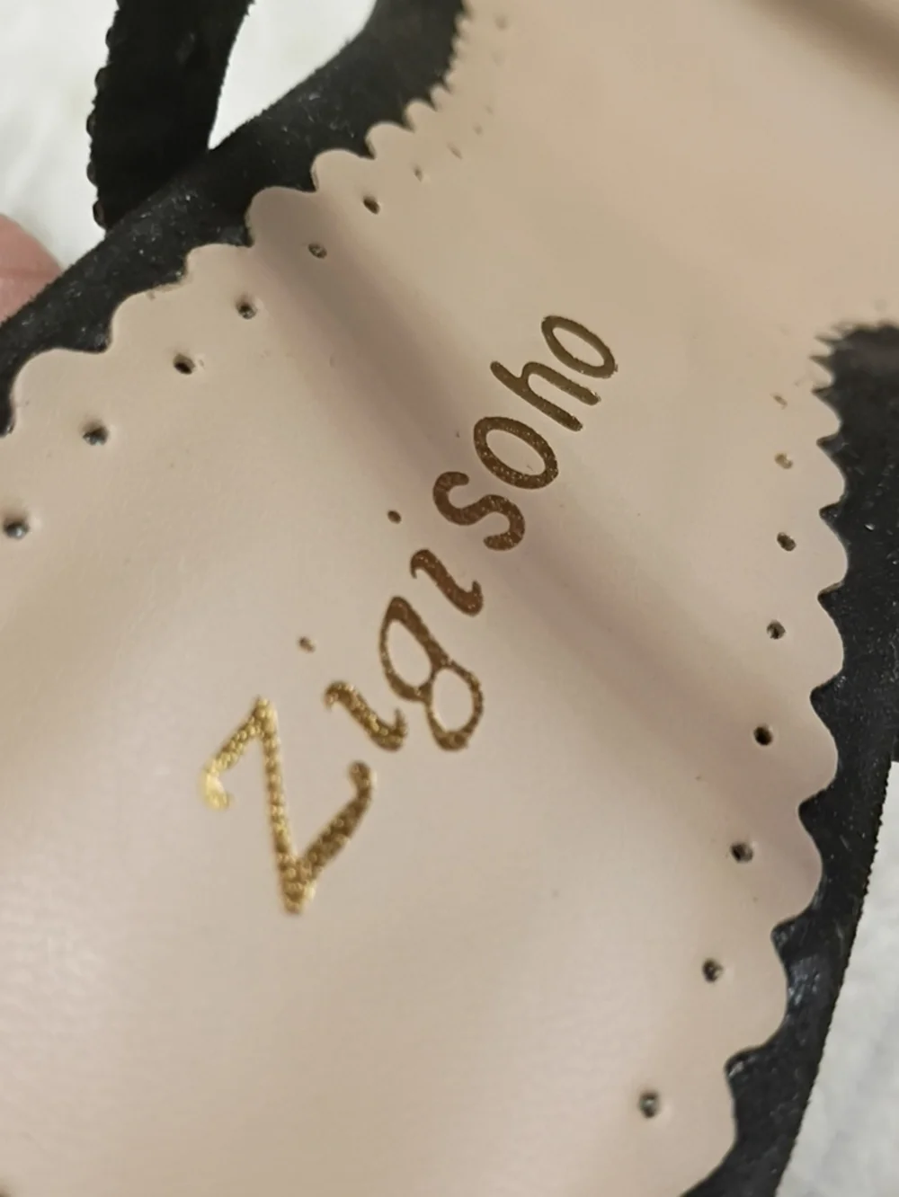 New Zigi Soho Daleyza Black Rhinestone Jeweled Studded Heeled Sandals SZ 7.5 M